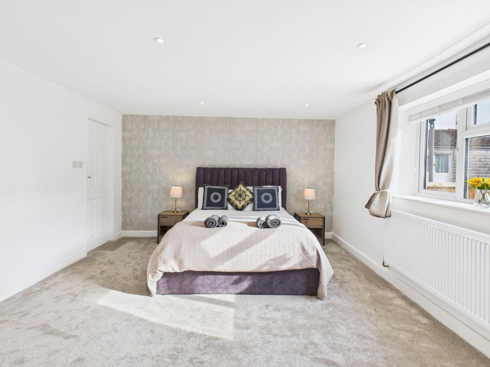 In Guest - Modern Guest In West Midlands With Private Entrance